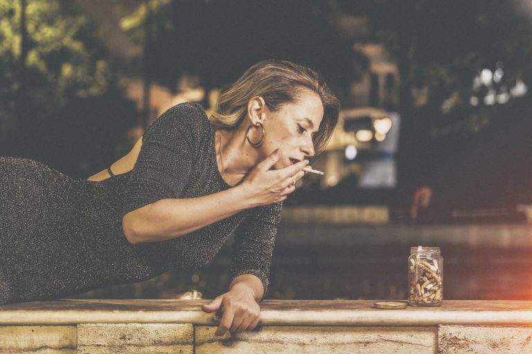 Μαργαρίτα Παπαγιάννη, πόσα τσιγάρα έχεις καπνίσει από όταν σου έκανε ghosting