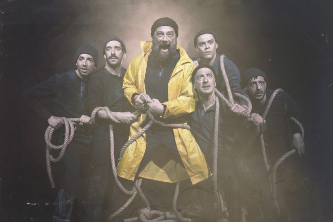 Η ταινία και το βιβλίο που ανεβαίνουν τη νέα σεζόν στο θέατρο και θα ψάχνουμε εισιτήριο