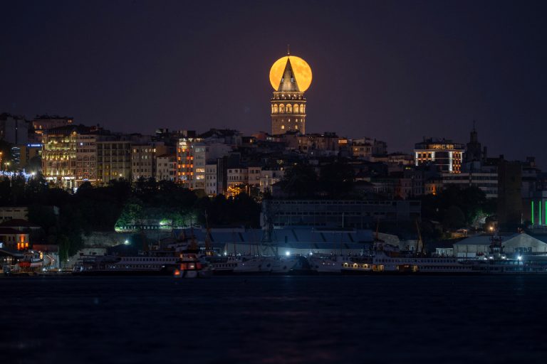 πανσέληνος