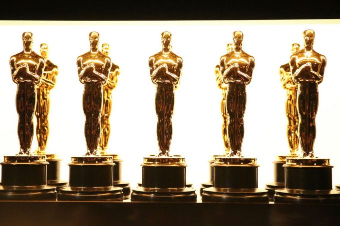 And the Oscar goes to... διαφημιστικό διάλειμμα και επανερχόμαστε