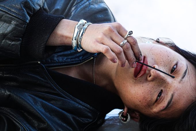 Τα κοσμήματα της Kakuru είναι φόβοι που φοριούνται