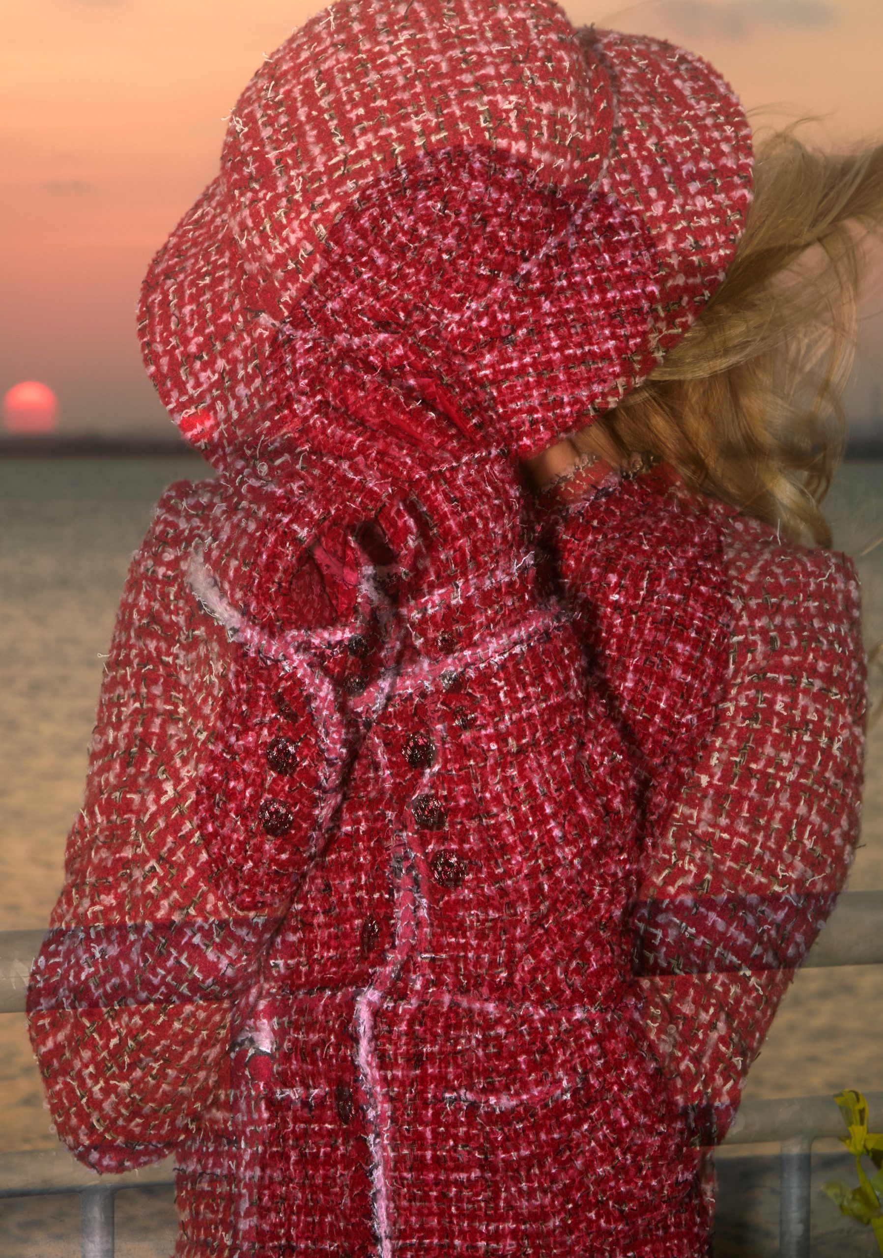 Roe Ethridge Double Red Chanel, 2025 / © Roe Ethridge Courtesy the artist and Gagosian