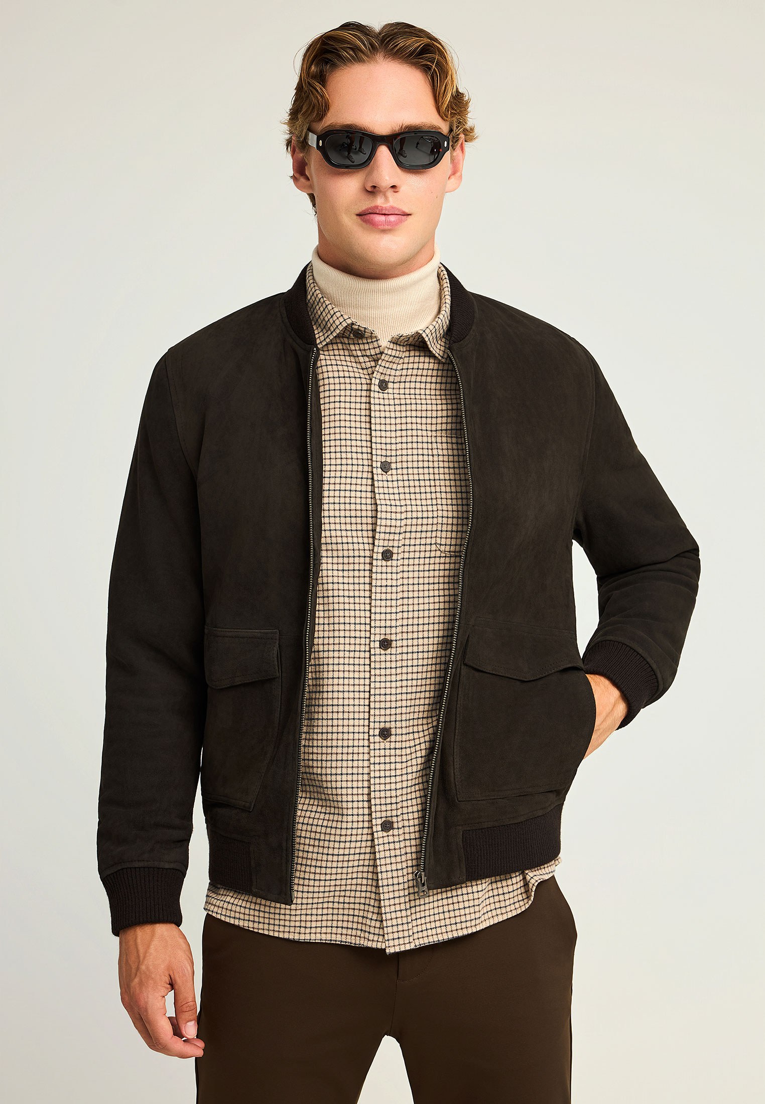 FBM012-073-01_DK_BROWN_1.jpg