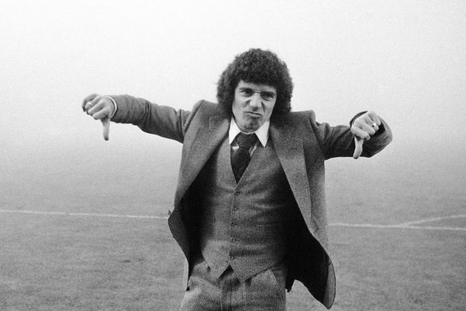 Στο πικ της ποδοσφαιρικής του καριέρας, ο Kevin Keegan την είδε pop star