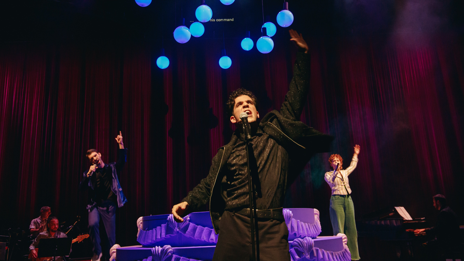 Στα πόσα tick, οι επιλογές σου κάνουν boom; Μιλήσαμε με τους πρωταγωνιστές του Tick, Tick... Boom!