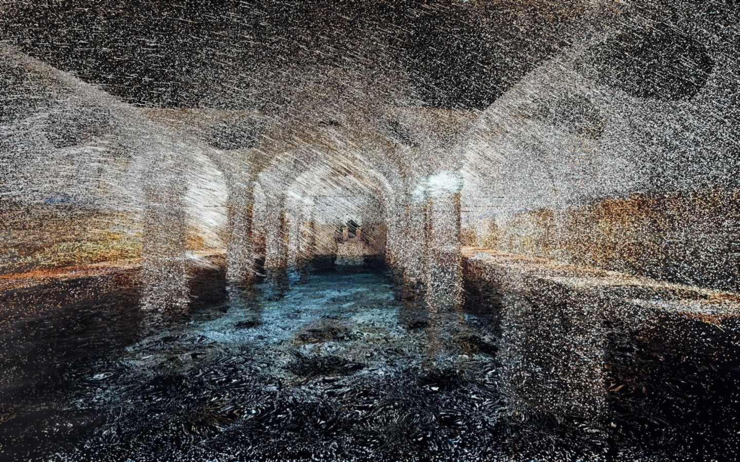 Ένα καθηλωτικό οπτικοακουστικό installation μεταμορφώνει το Αδριάνειο Υδραγωγείο