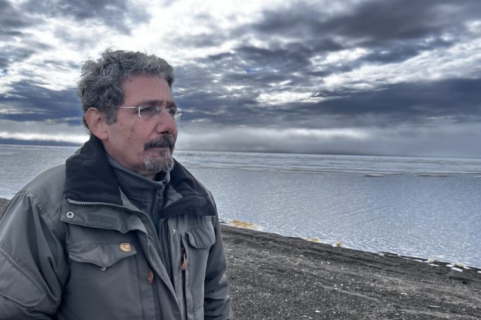 Γιώργος Αυγερόπουλος: «Η ανθρωπότητα δεν έχει καταλάβει ότι ζει με deadline»