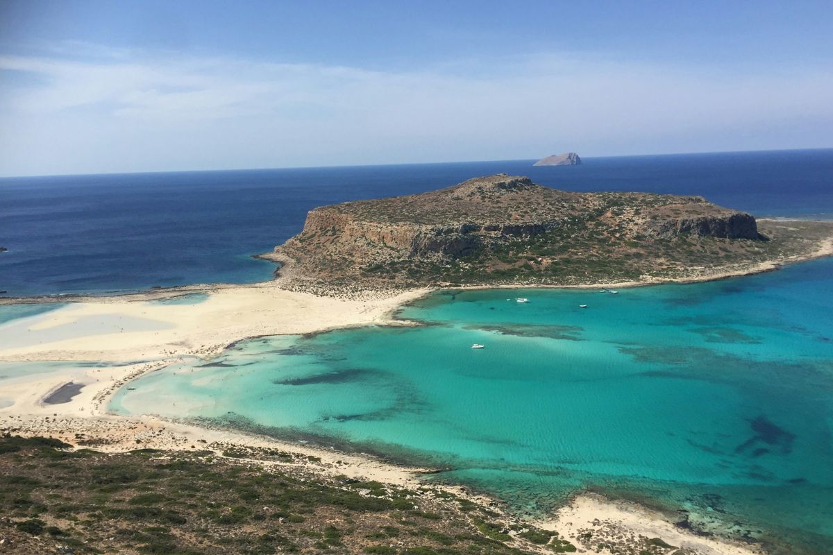 Οι δύο ελληνικές παραλίες που δεν θα μπορούσαν να λείπουν από τις καλύτερες του κόσμου