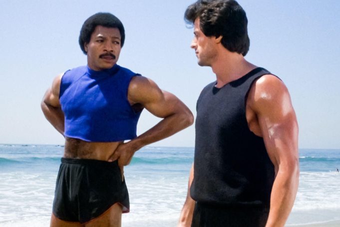 Κάποτε οι άνδρες φορούσαν crop tops. Μήπως ήρθε η ώρα να το ξανακάνουν;