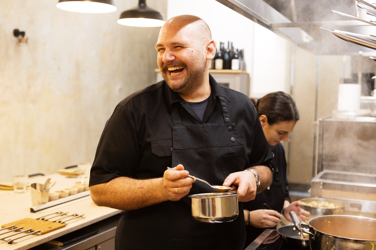 Τα νόστιμα πιάτα που μαγειρεύουν στα αθηναϊκά εστιατόρια για τις γιορτές