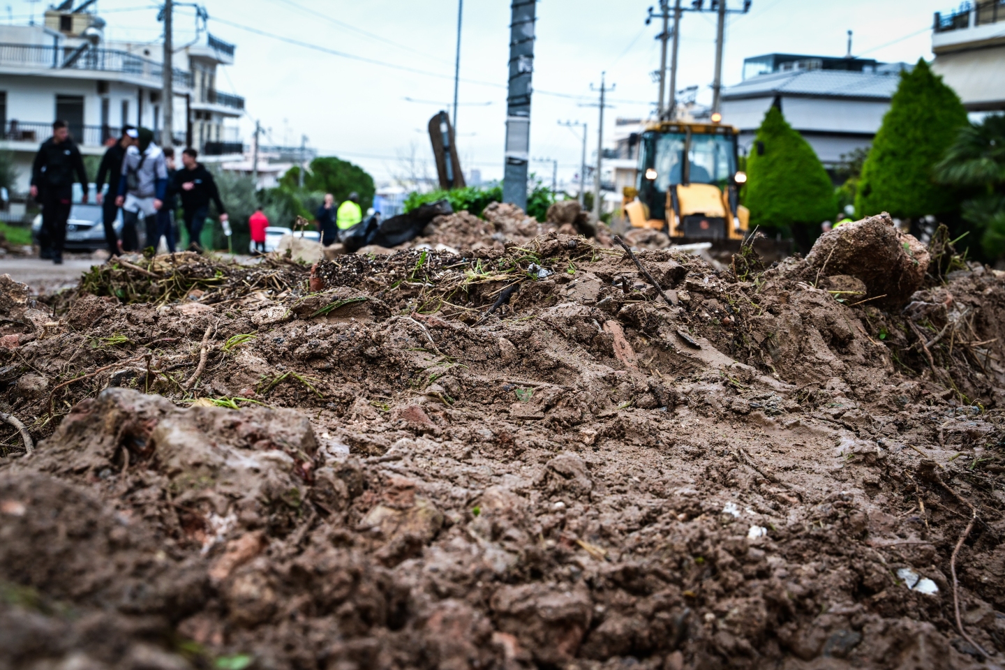 Γιατί βίωσε τέτοιες καταστροφές η Άνω Γλυφάδα μετά τη σφοδρή κακοκαιρία
