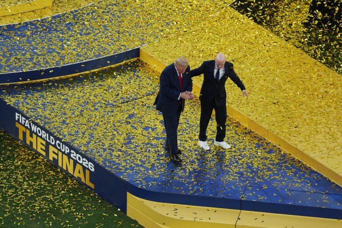 FIFA vs UEFA: Πώς το σχέδιο Infantino για το Μουντιάλ προκάλεσε εμφύλιο στο παγκόσμιο ποδόσφαιρο