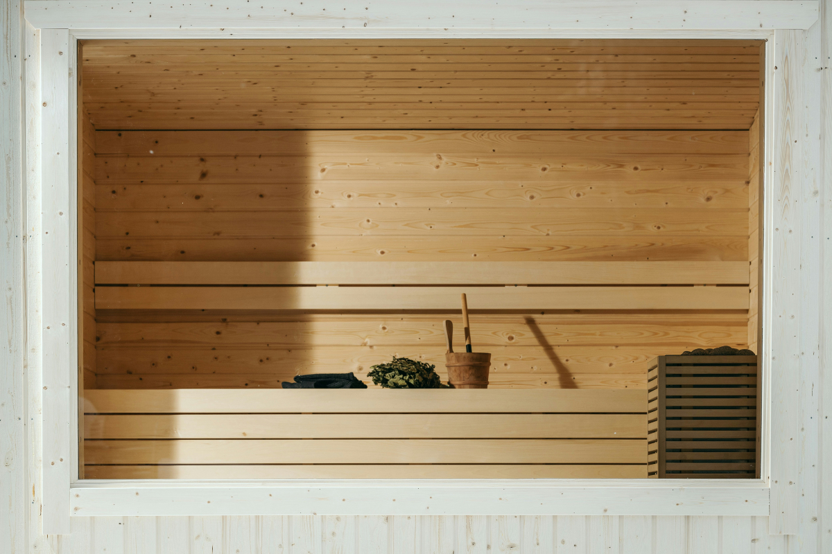 Σάουνα ή χαμάμ; Τι είναι καλύτερο τελικά για την υγεία μας